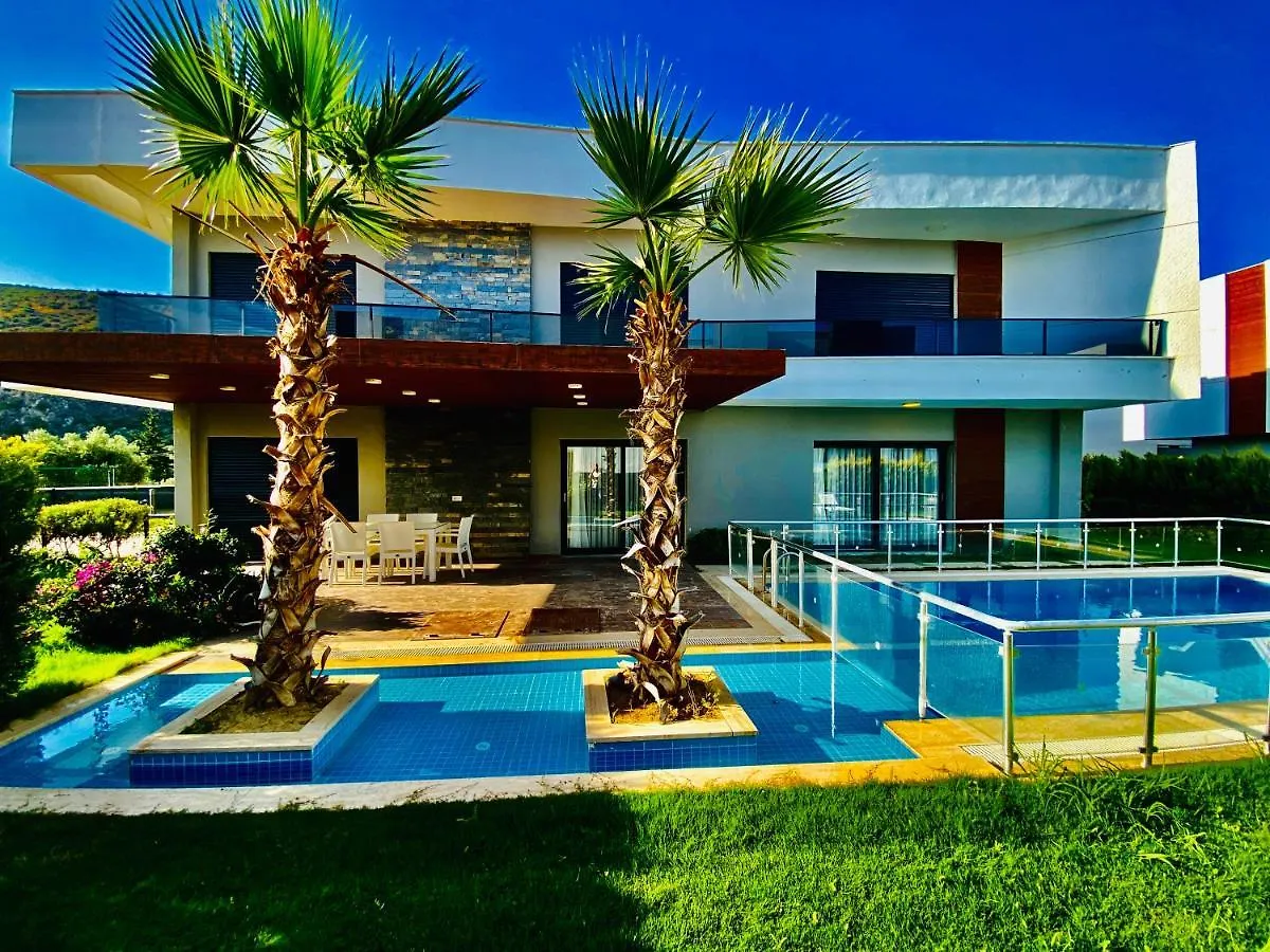 Kusadasi Nda Havuzlu Villa Oasis Evleri 8 0*,  Turchia